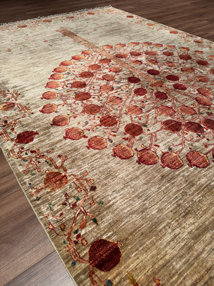 Nar Ağacı Orijinal El Dokuması Bej Kök Boya Yün Halı 204x302 6.16 Metrekare - 7x10 ft
