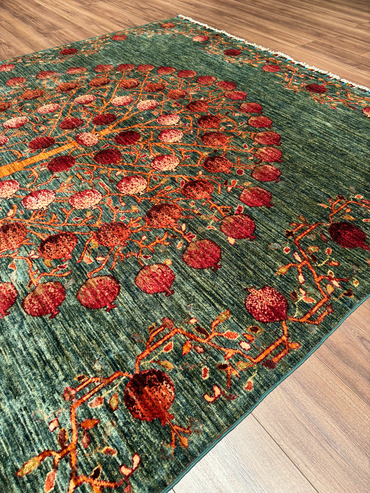 Nar Ağacı Orijinal El Dokuması Yeşil Kök Boya Yün Halı 202x302 6.10 Metrekare - 7x10 ft