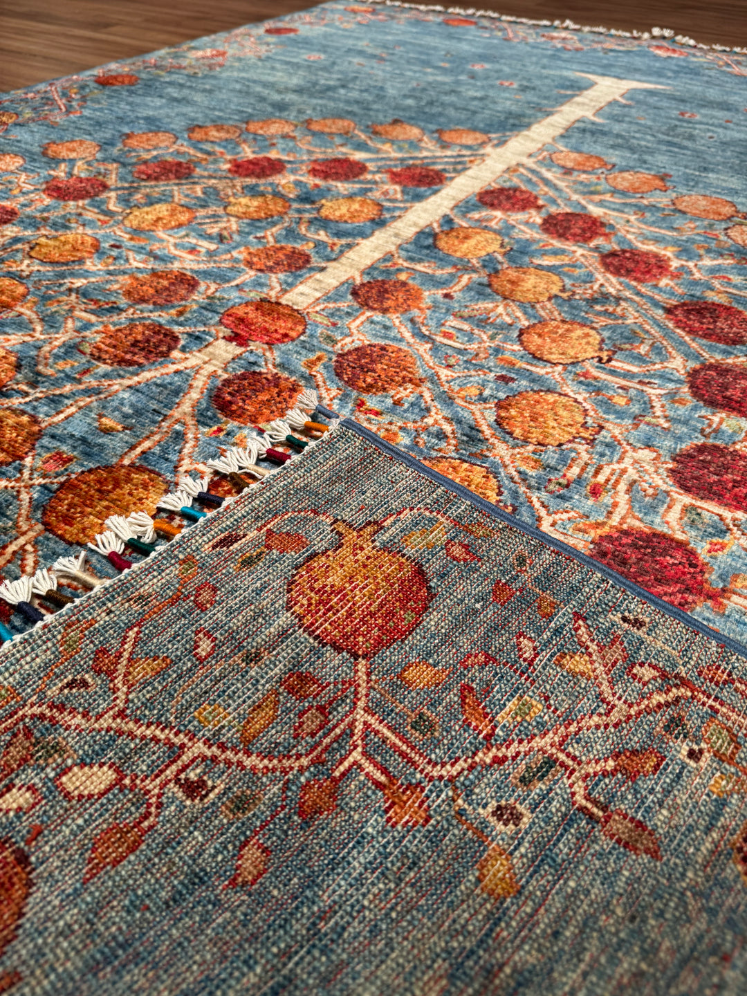 Nar Ağacı Orijinal El Dokuması Mavi Kök Boya Yün Halı 154x209 3.22 Metrekare - 5x7 ft