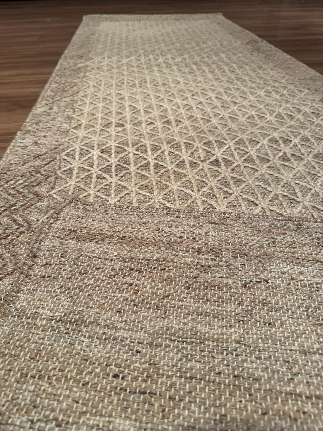 İskandinav Orijinal El Dokuması Açık Kahverengi Yün Halı