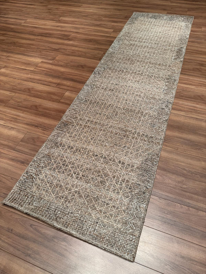 İskandinav Orijinal El Dokuması Koyu Bej Yün Halı