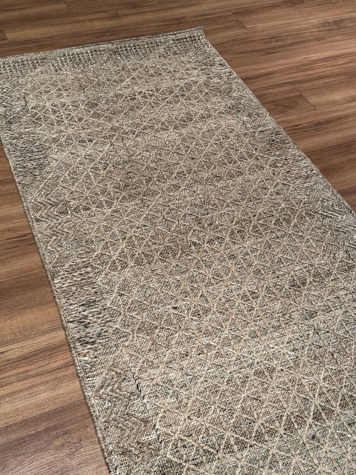 İskandinav Orijinal El Dokuması Koyu Bej Yün Halı