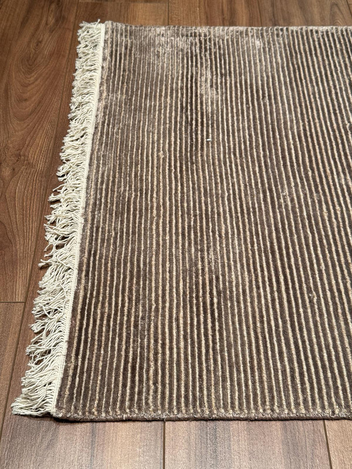 8/22 Orijinal El Dokuması Düz Açık Kahverengi Yün Viskon Halı