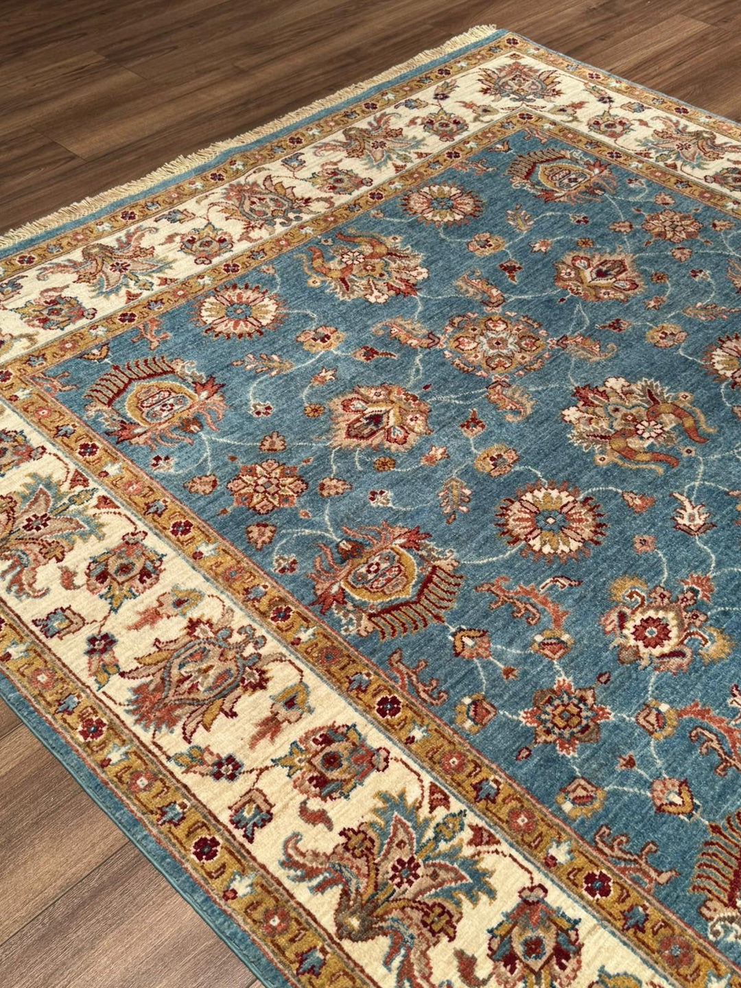 Uşak Original Handwoven Blue Root Dye Wool Rug 174x242 cm (4.21 square meters) - 6x8 ft