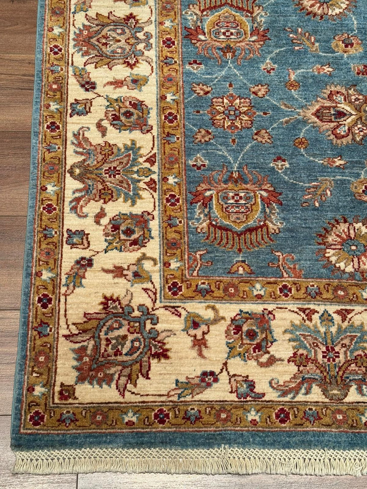 Uşak Original Handwoven Blue Root Dye Wool Rug 174x242 cm (4.21 square meters) - 6x8 ft