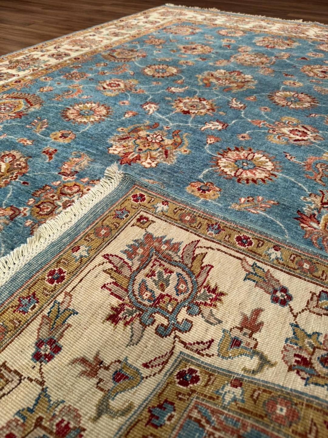 Uşak Original Handwoven Blue Root Dye Wool Rug 174x242 cm (4.21 square meters) - 6x8 ft