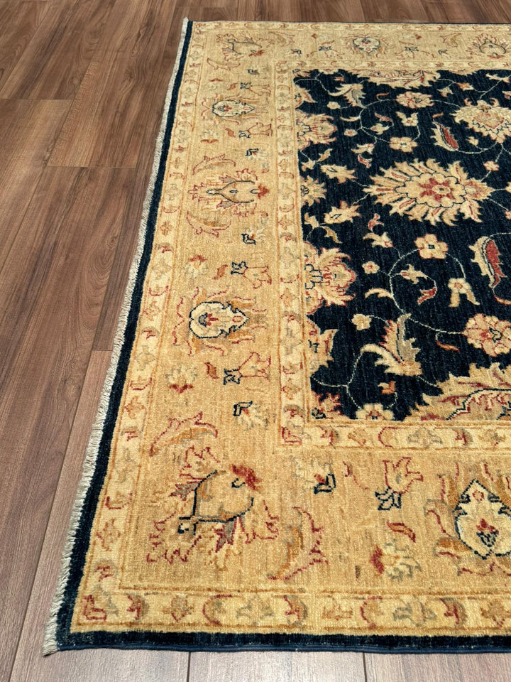 Uşak Original Handwoven Dark Blue Root Dye Wool Rug 170x238 cm (4.05 square meters) - 6x8 ft