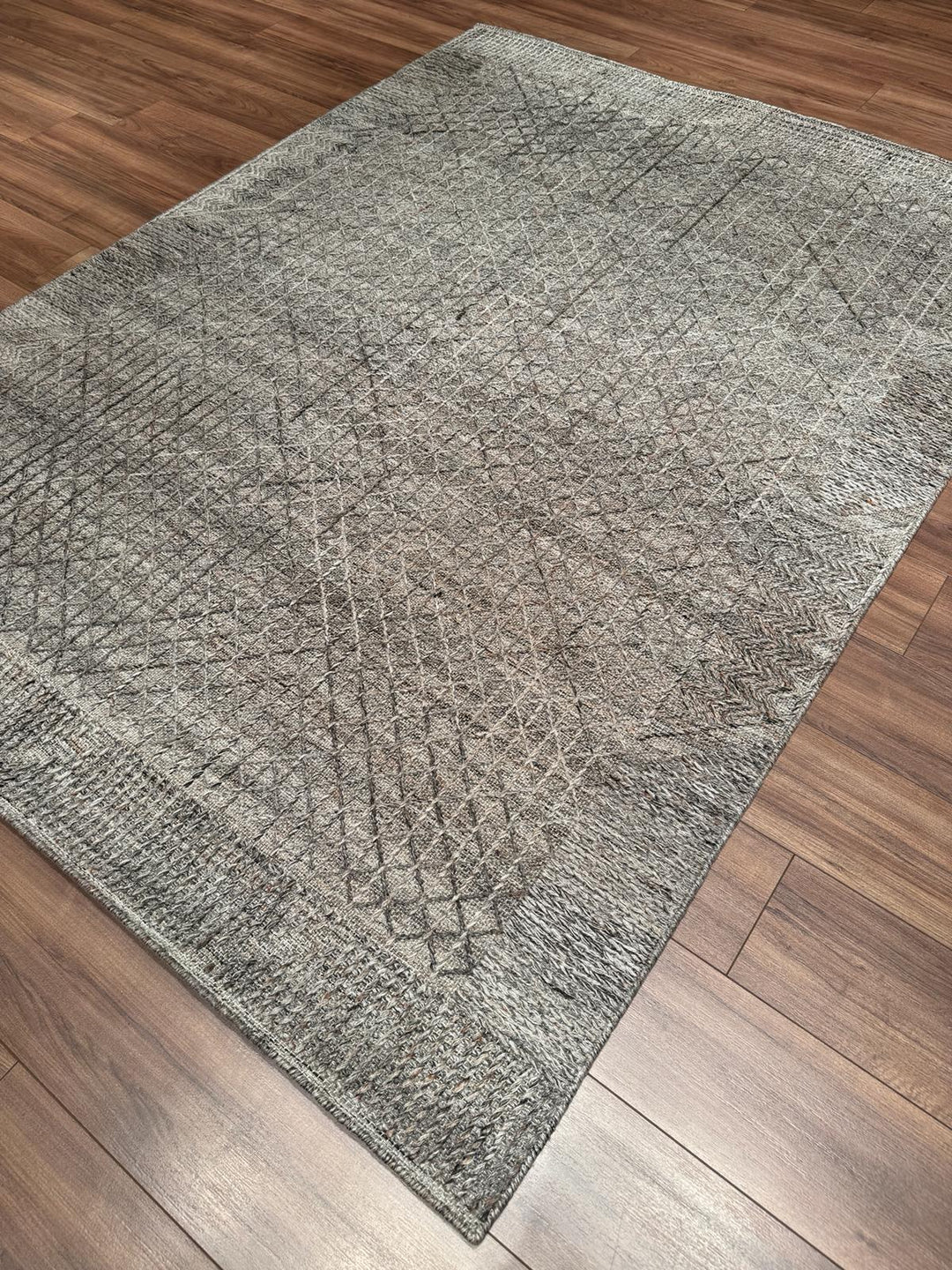 İskandinav Orijinal El Dokuması Koyu Kahverengi Yün Halı