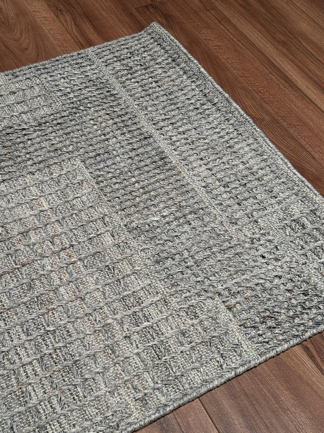 İskandinav Orijinal El Dokuması Gri Yün Halı