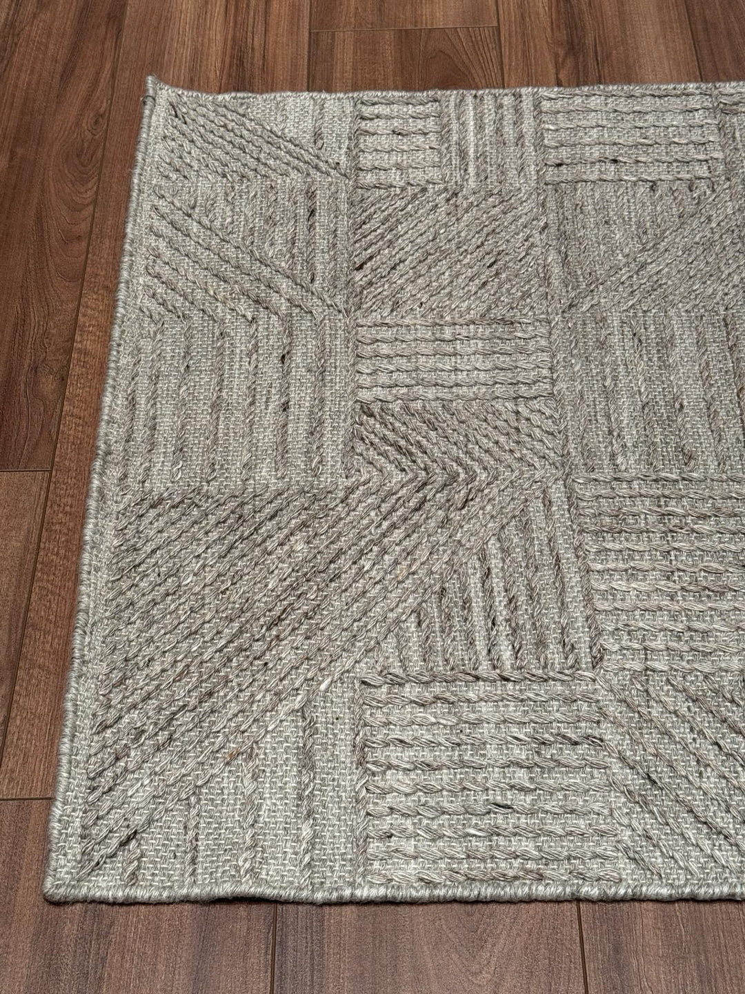 İskandinav Orijinal El Dokuması Açık Kahverengi Yün Halı