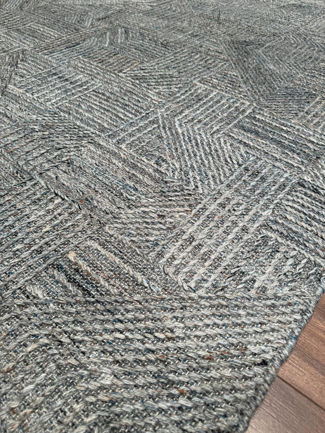 İskandinav Orijinal El Dokuması Mavi Gri Yün Halı