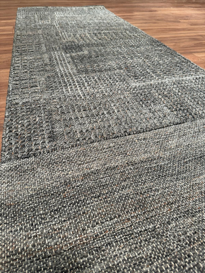 İskandinav Orijinal El Dokuması Antrasit Yün Halı