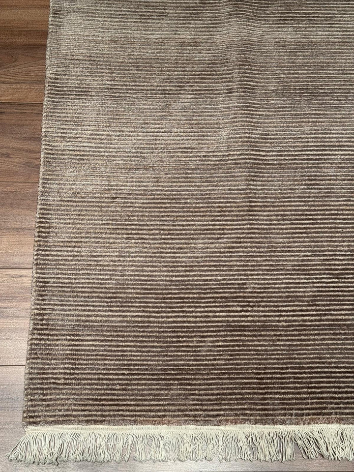 8/22 Orijinal El Dokuması Düz Açık Kahverengi Yün Viskon Halı