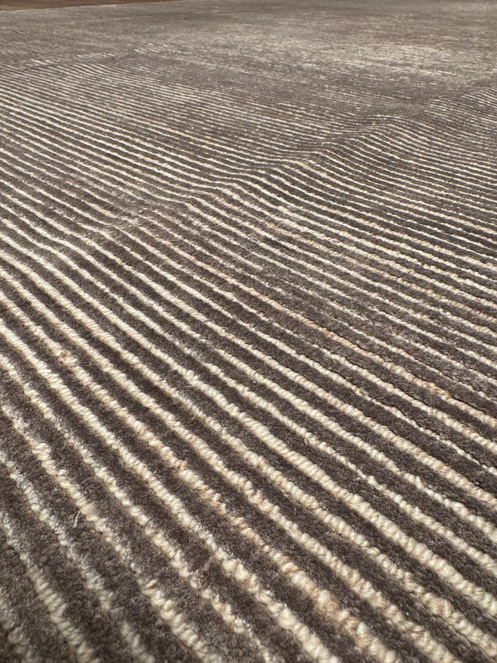 8/22 Orijinal El Dokuması Düz Açık Kahverengi Yün Viskon Halı