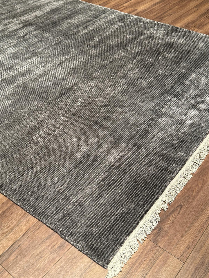 8/22 Orijinal El Dokuması Düz Koyu Gri Yün Viskon Halı