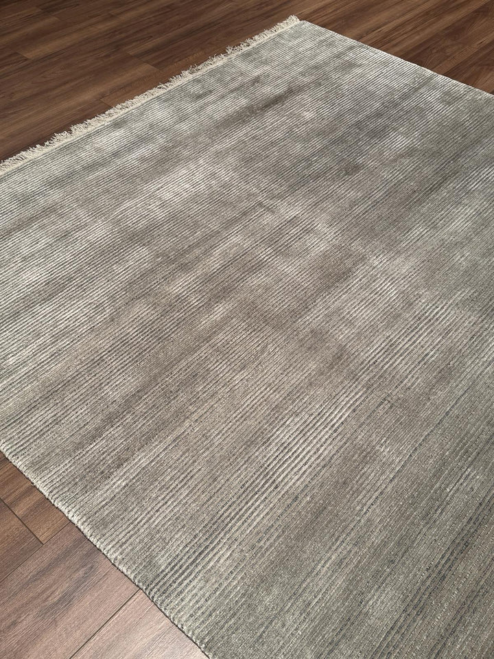 8/22 Orijinal El Dokuması Düz Gri Yün Viskon Halı