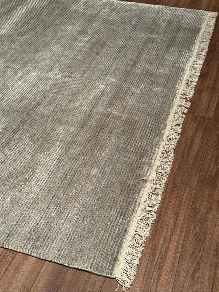 8/22 Orijinal El Dokuması Düz Gri Yün Viskon Halı