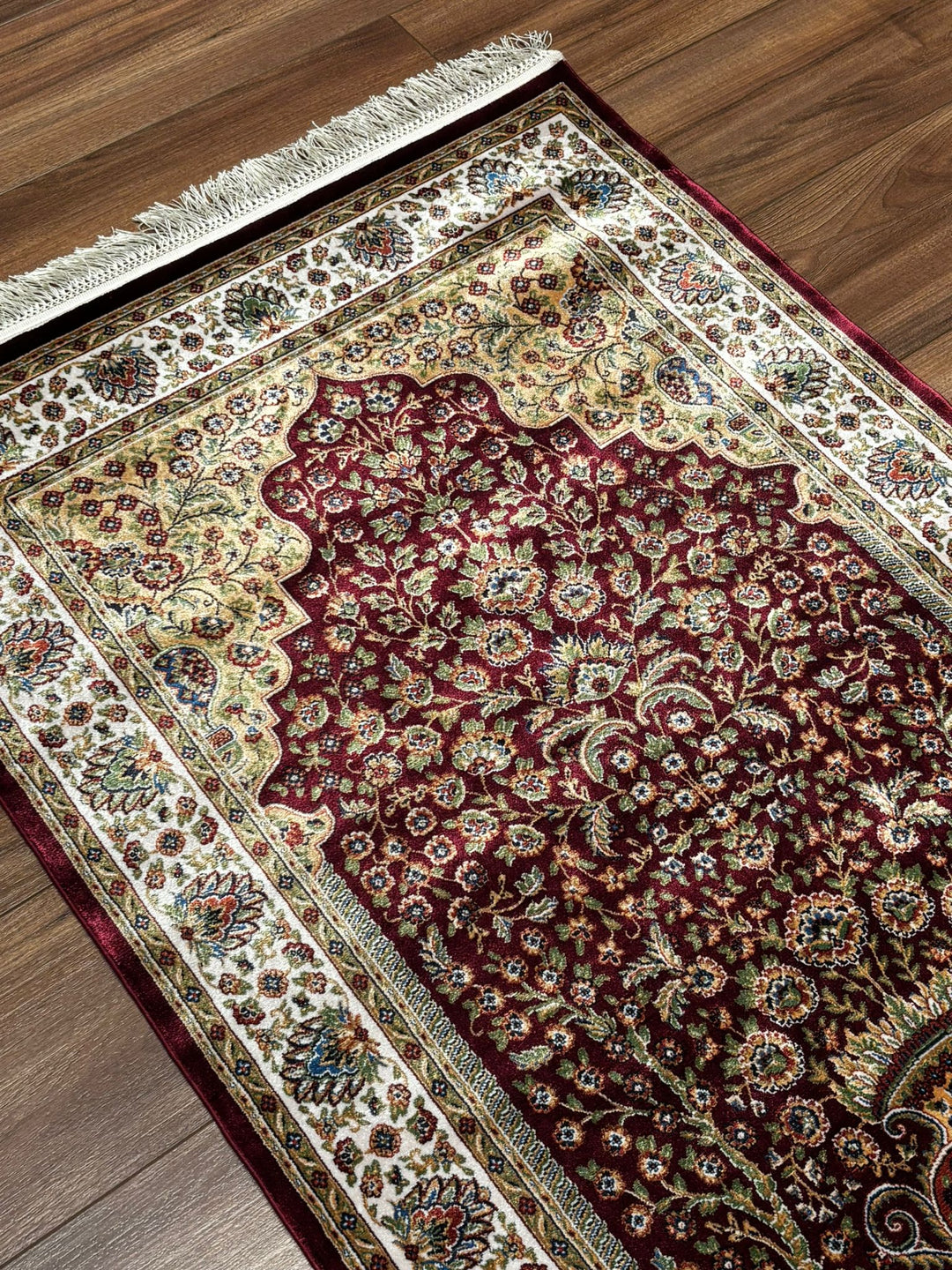 Bordo Seccade 0.80x125 1 Metrekare Namazlık - 2x4 ft