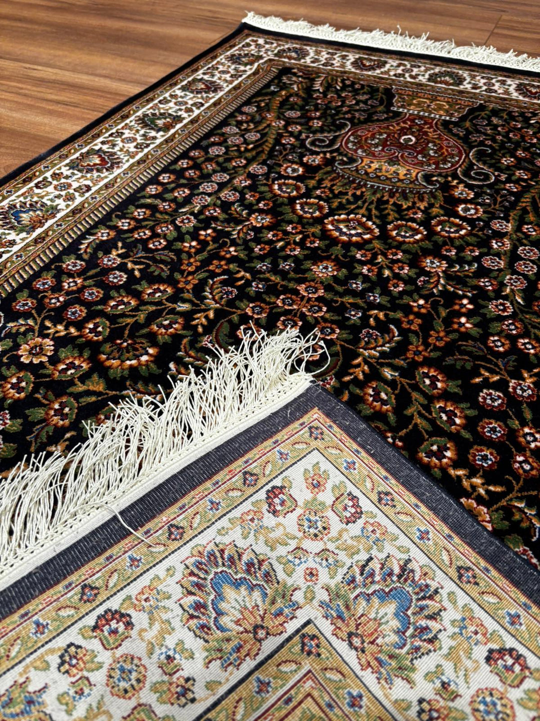 سجادة صلاة بلون أزرق داكن وبيج، مقاس 0.80 × 125 سم، متر مربع واحد - 2 × 4 قدم 