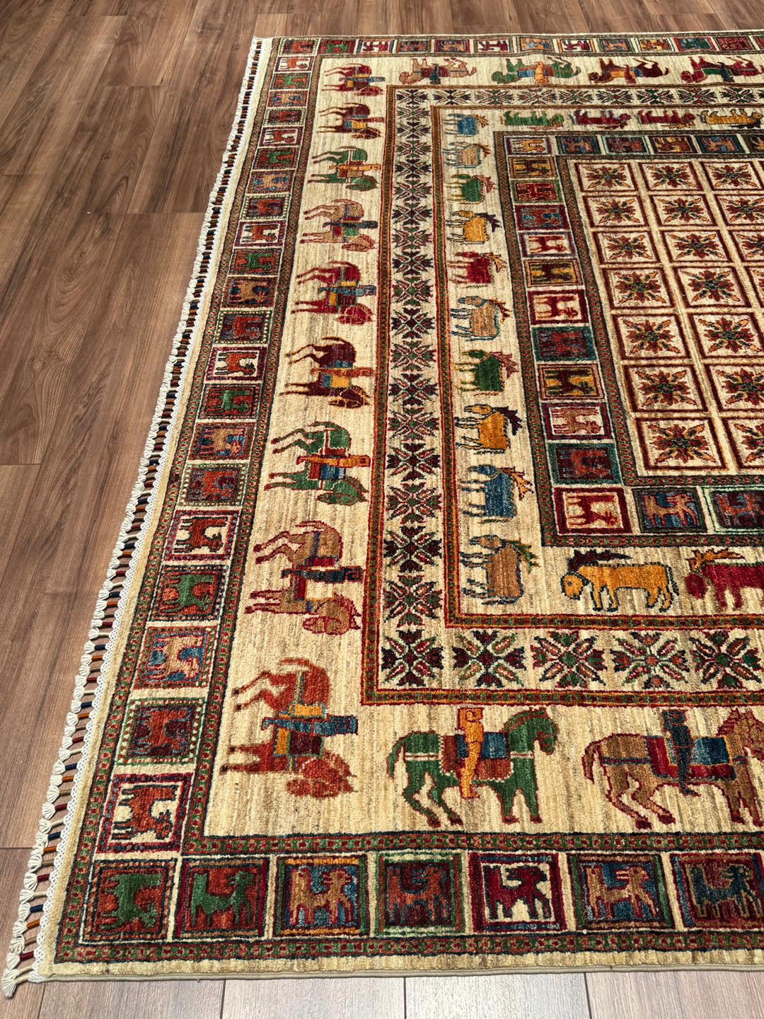 Pazırık Orijinal El Dokuması Bej Kök Boya Yün Halı 242x301 7.28 Metrekare - 8x10 ft