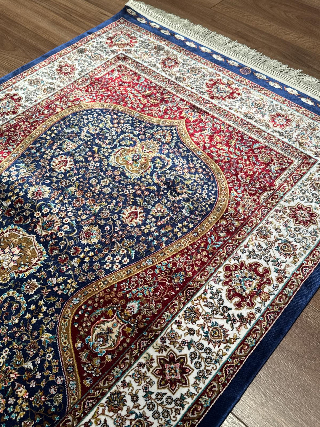 İran Koyu Mavi - Krem Seccade 0.80x125 1 Metrekare Namazlık - 2x4 ft