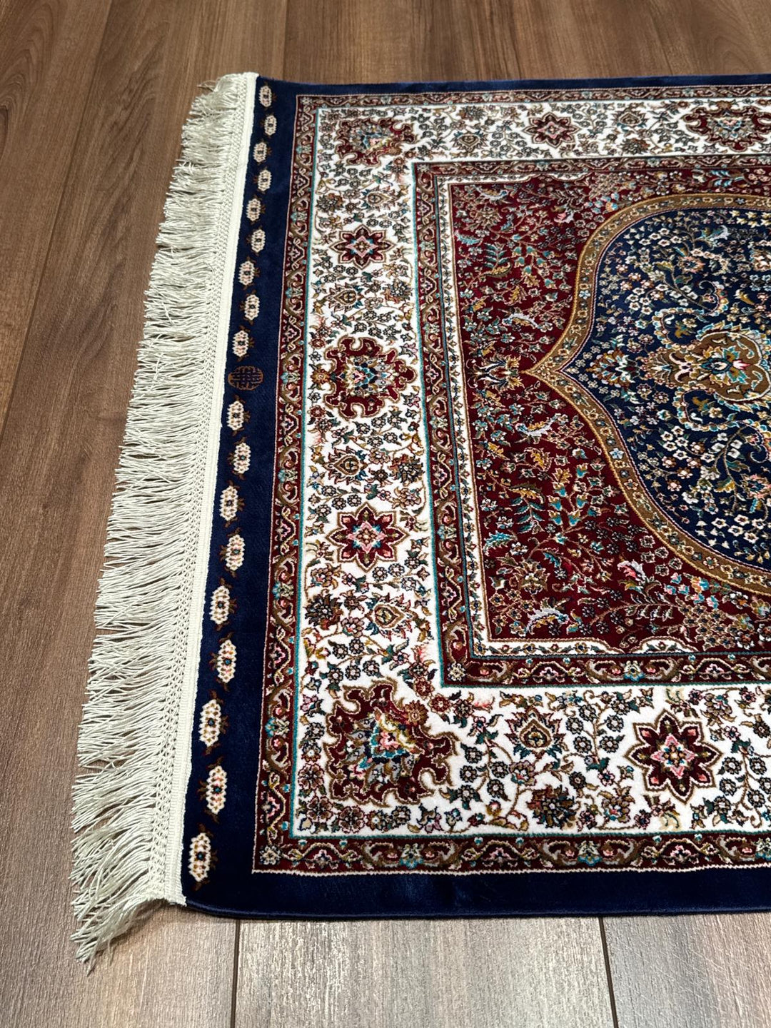 İran Koyu Mavi - Krem Seccade 0.80x125 1 Metrekare Namazlık - 2x4 ft