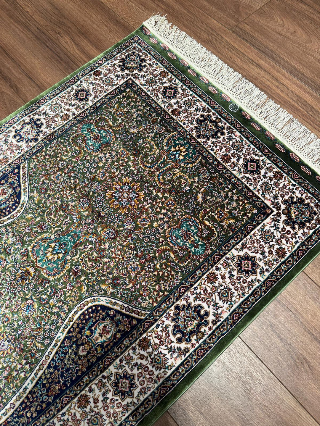 İran Yeşil - Krem Seccade 0.80x125 1 Metrekare Namazlık - 2x4 ft