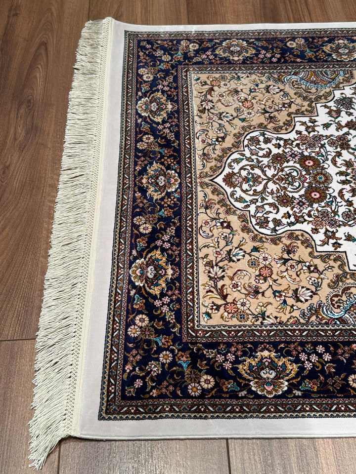 İran Krem - Koyu Mavi Seccade 0.80x125 1 Metrekare Namazlık - 2x4 ft