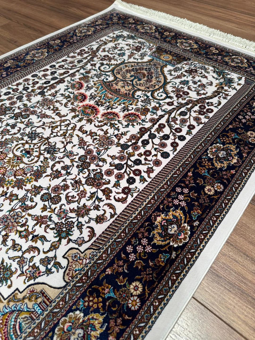 İran Krem - Koyu Mavi Seccade 0.80x125 1 Metrekare Namazlık - 2x4 ft