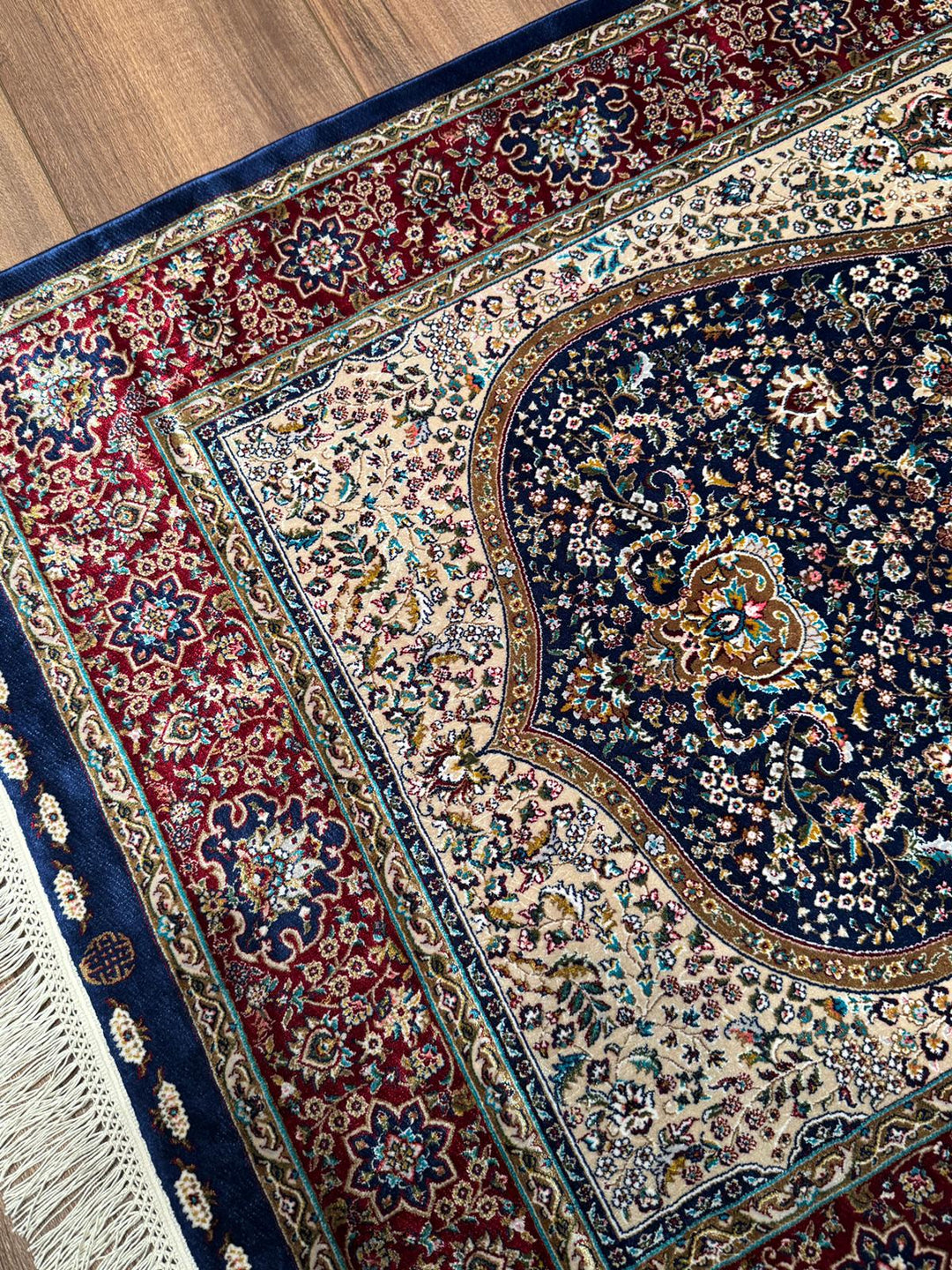 İran Koyu Mavi - Bordo Seccade 0.80x125 1 Metrekare Namazlık - 2x4 ft