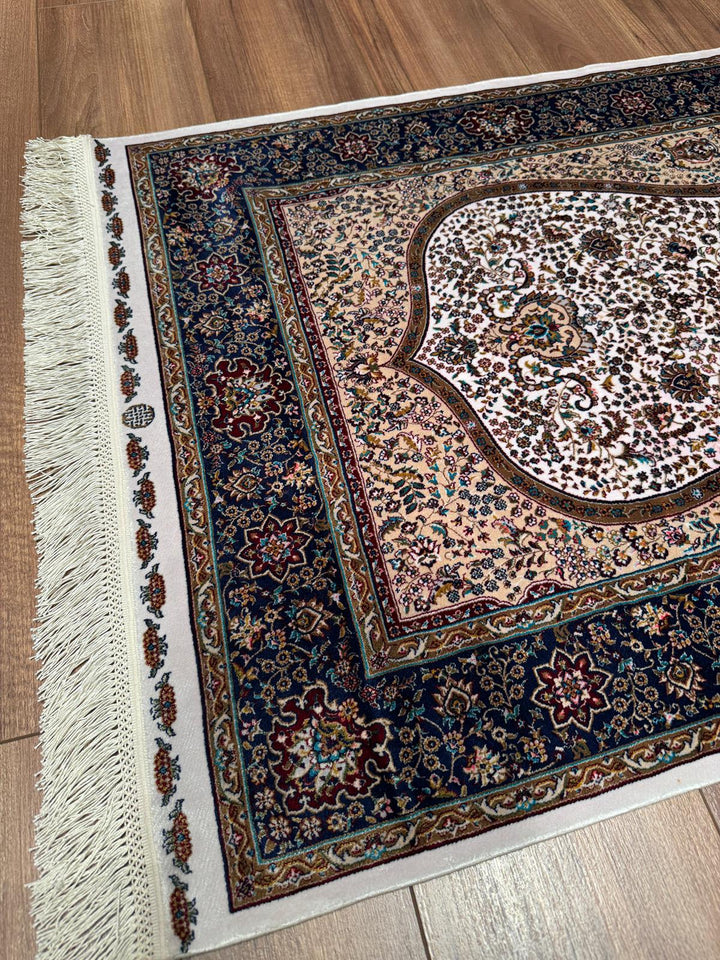 İran Krem - Bej Seccade 0.80x125 1 Metrekare Namazlık - 2x4 ft