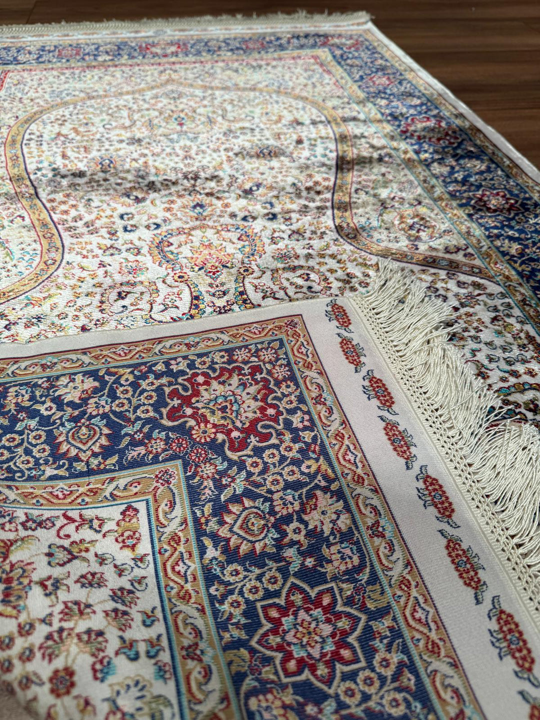 İran Krem - Bej Seccade 0.80x125 1 Metrekare Namazlık - 2x4 ft