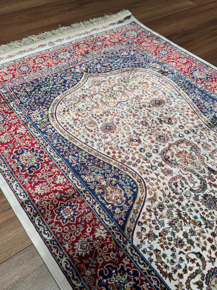 İran Krem - Bordo Seccade 0.80x125 1 Metrekare Namazlık - 2x4 ft