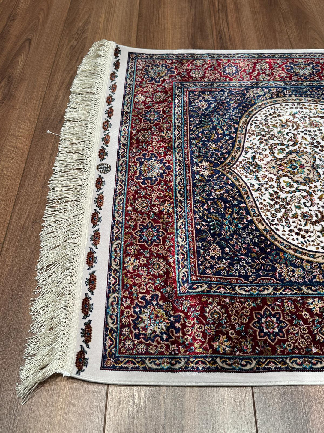 İran Krem - Bordo Seccade 0.80x125 1 Metrekare Namazlık - 2x4 ft