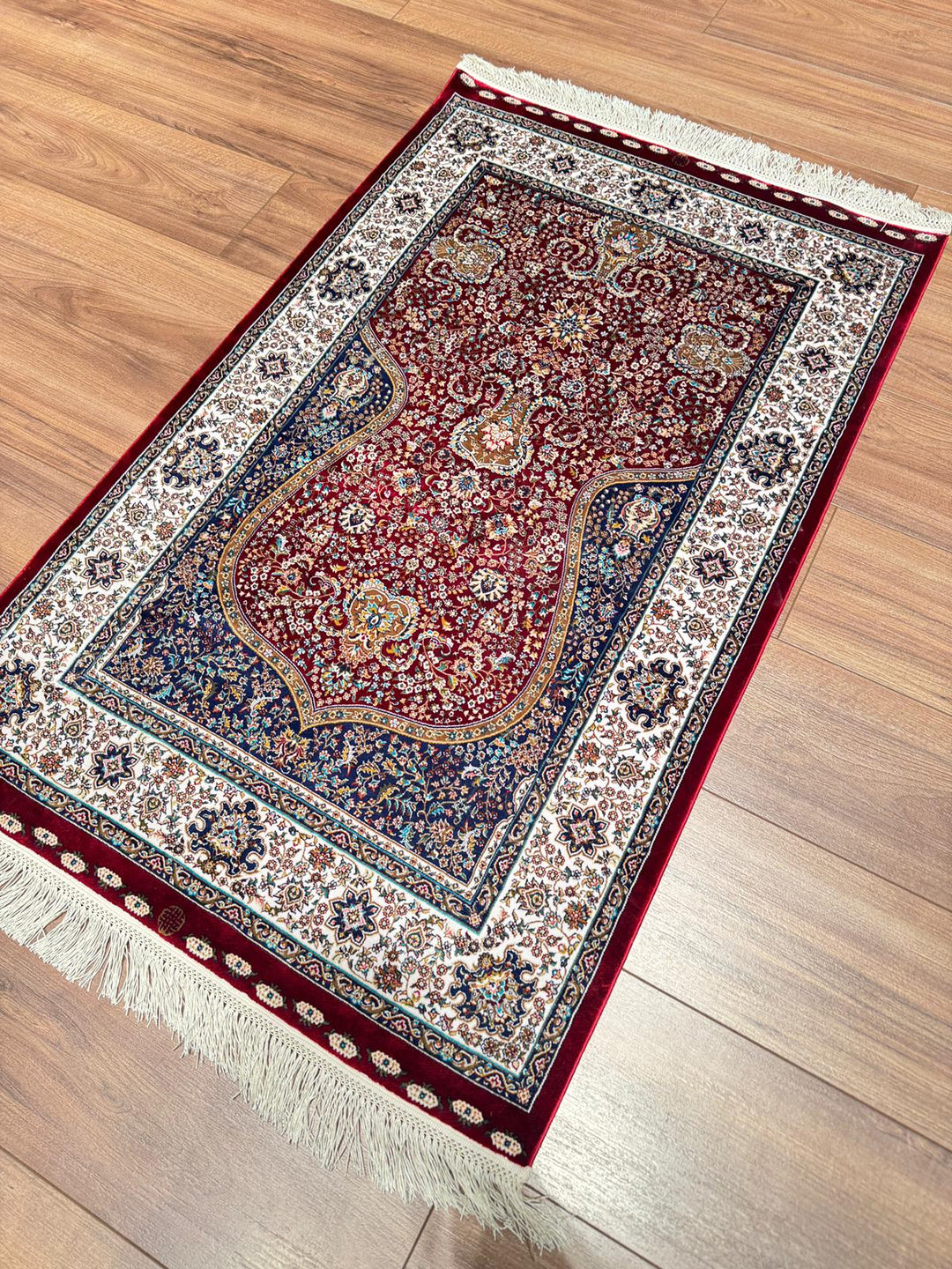 İran Bordo - Krem Seccade 0.80x125 1 Metrekare Namazlık - 2x4 ft