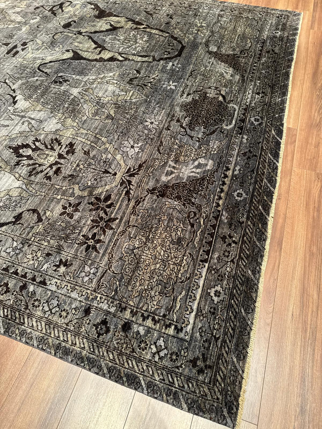 Selçuklu Orijinal El Dokuması Siyah Kök Boya Yün Halı 275x354 9.74 Metrekare - 9x12 ft