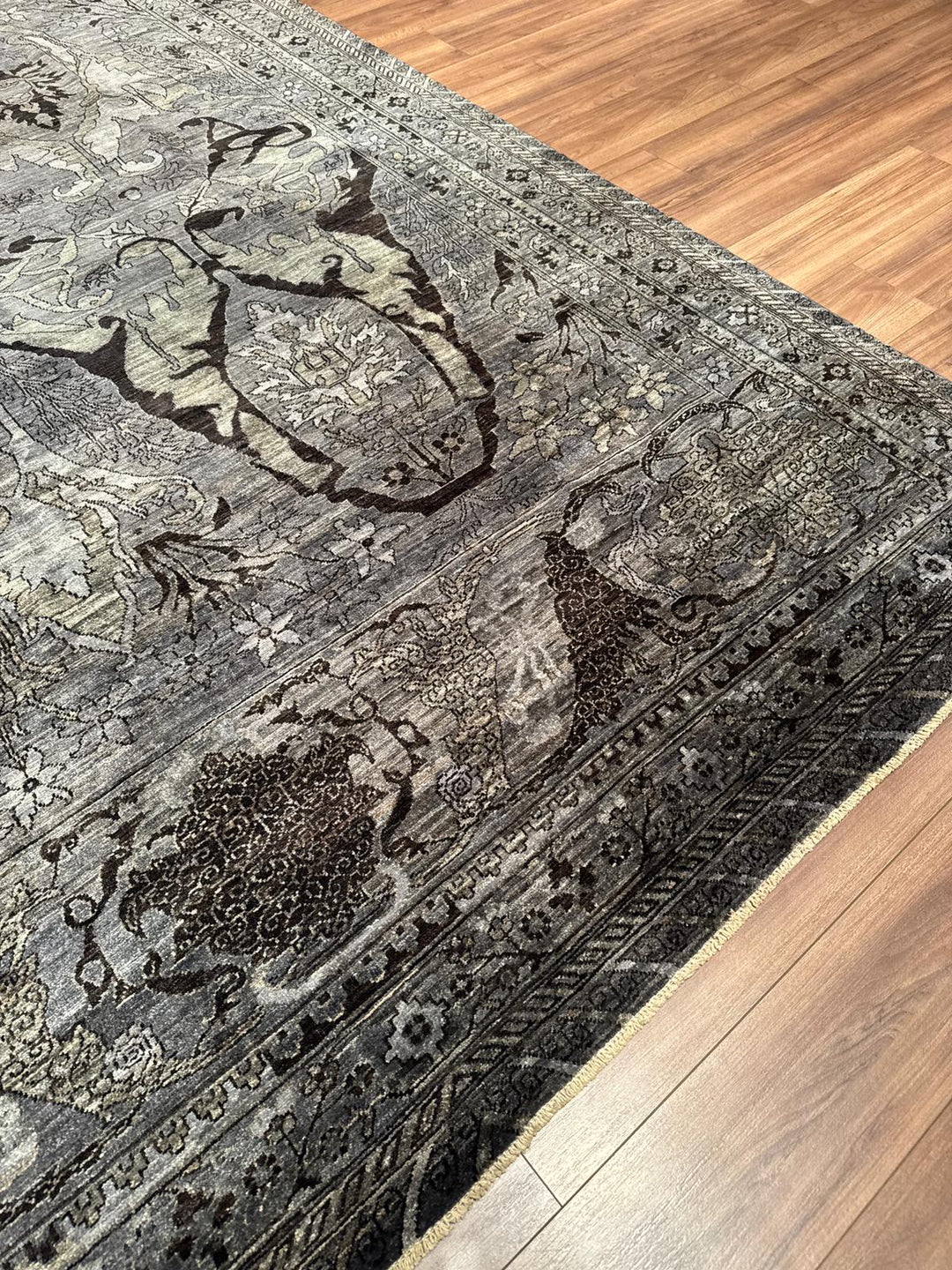 Selçuklu Orijinal El Dokuması Siyah Kök Boya Yün Halı 275x354 9.74 Metrekare - 9x12 ft