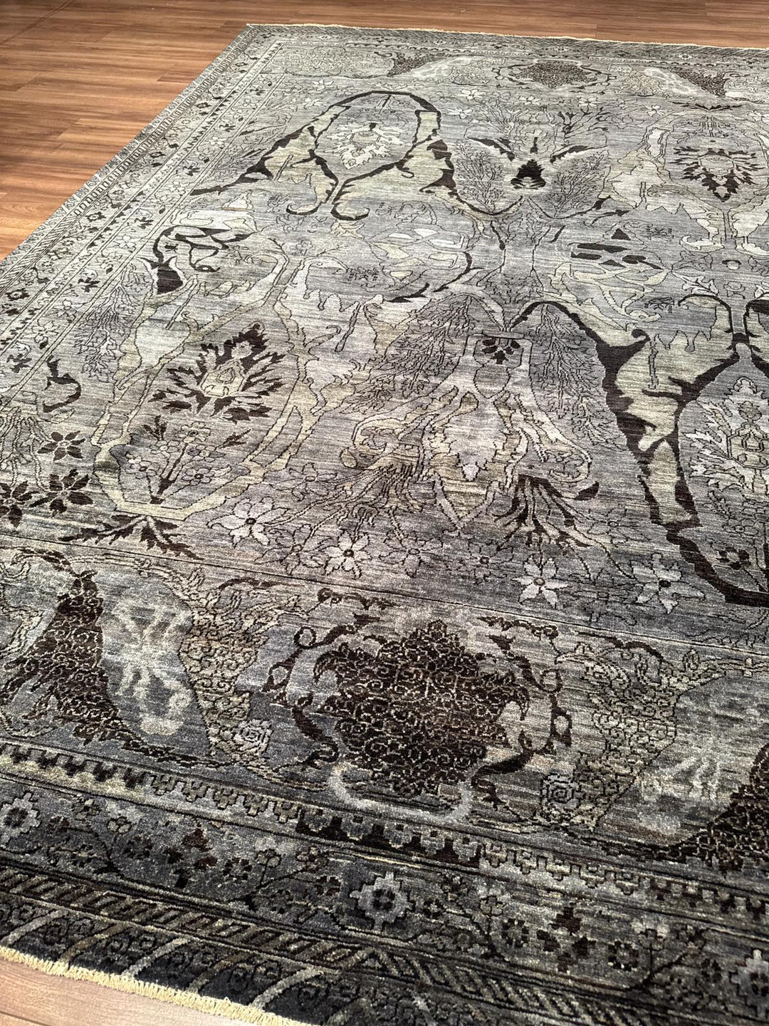 Selçuklu Orijinal El Dokuması Siyah Kök Boya Yün Halı 275x354 9.74 Metrekare - 9x12 ft