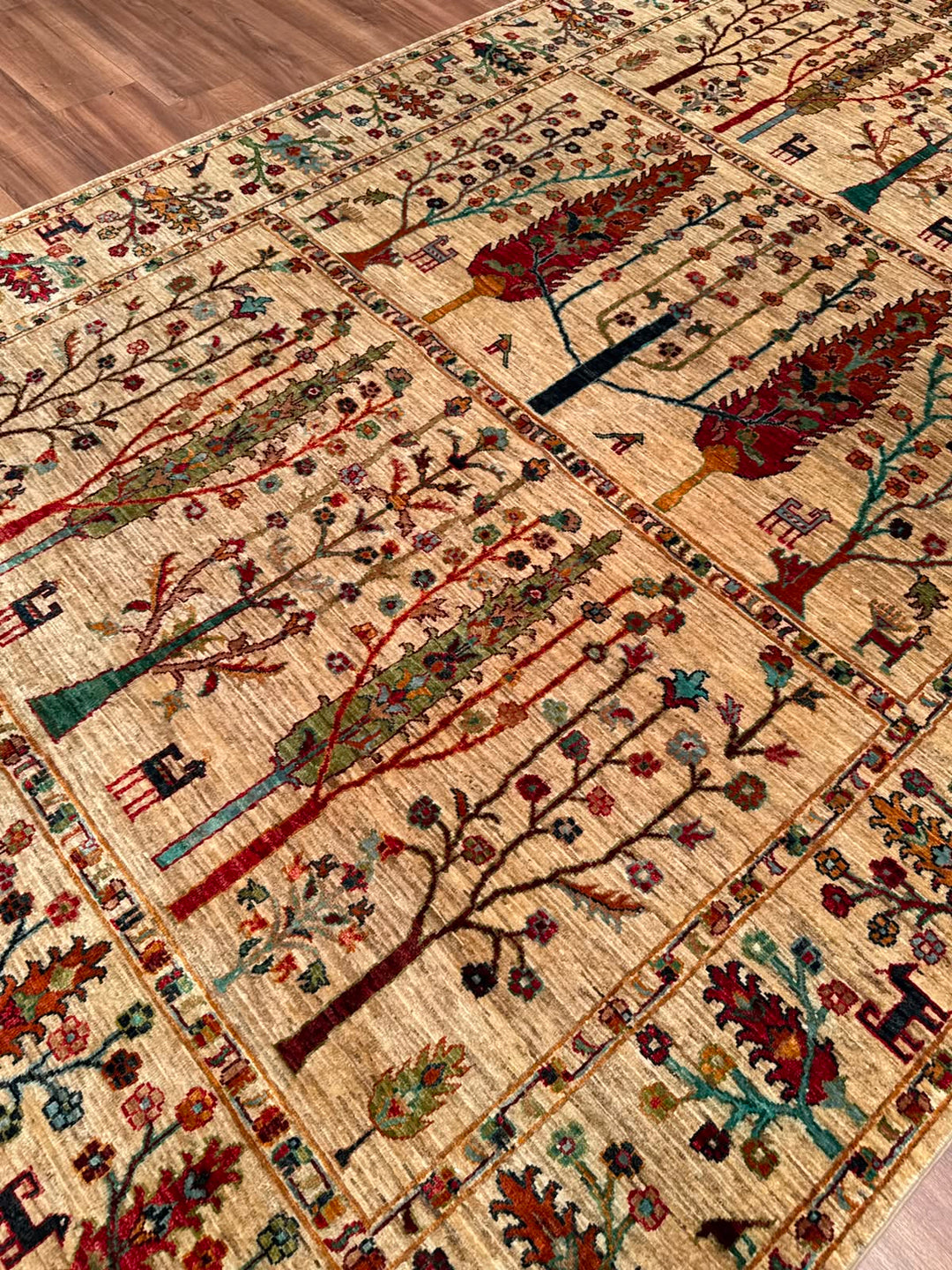 Hayat Ağacı Orijinal El Dokuması Bej Kök Boya Yün Halı 200x304 6.08 Metrekare - 7x10 ft