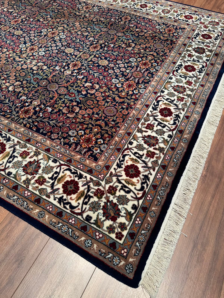 Hereke Yedi Dağın Çiçeği Orijinal El Dokuması Mavi Krem Yün Halı 194x296 5.74 Metrekare - 7x10 ft