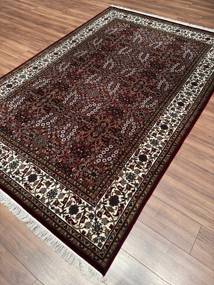 Hereke Yedi Dağın Çiçeği Orijinal El Dokuması Kırmızı Krem Yün Halı 191x286 5.46 Metrekare - 7x10 ft