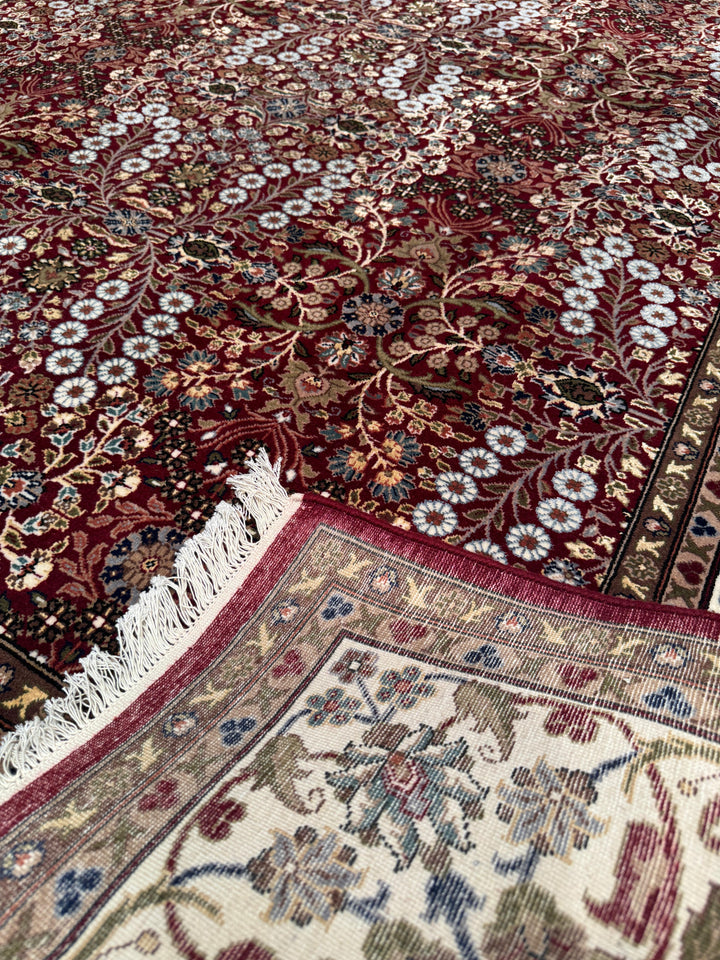 Hereke Yedi Dağın Çiçeği Orijinal El Dokuması Kırmızı Krem Yün Halı 191x286 5.46 Metrekare - 7x10 ft