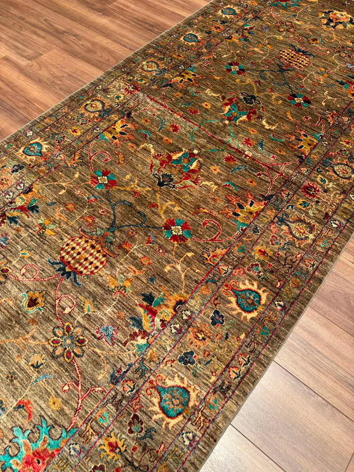 Sultani Binbirgece Geniş Yolluk Orijinal El Dokuması Bej Kök Boya Yün Halı 119x295 3.51 Metrekare - 4x10 ft