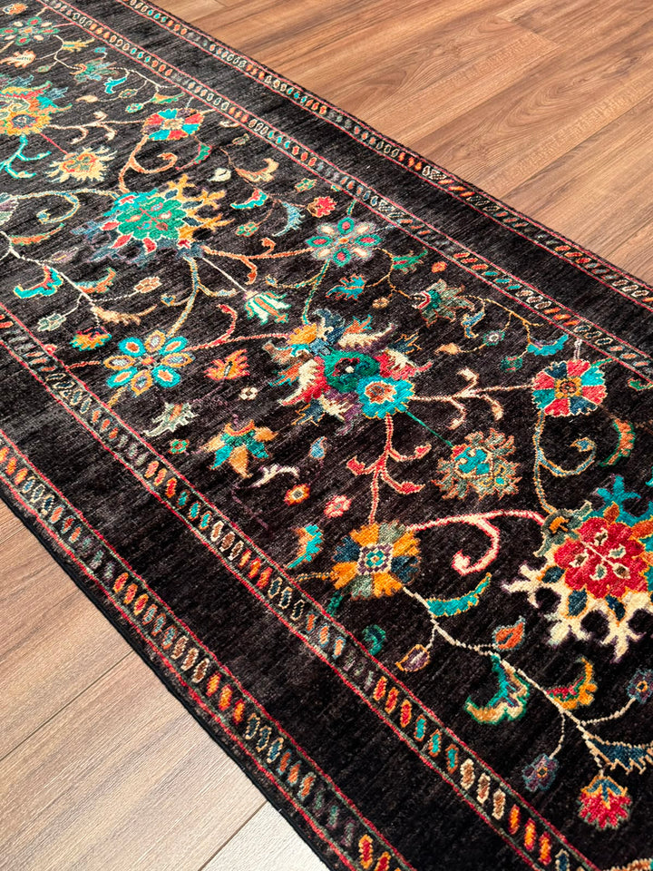 Sultani Binbirgece Yolluk Orijinal El Dokuması Siyah Kök Boya Yün Halı 0.84x237 1.99 Metrekare - 3x8 ft