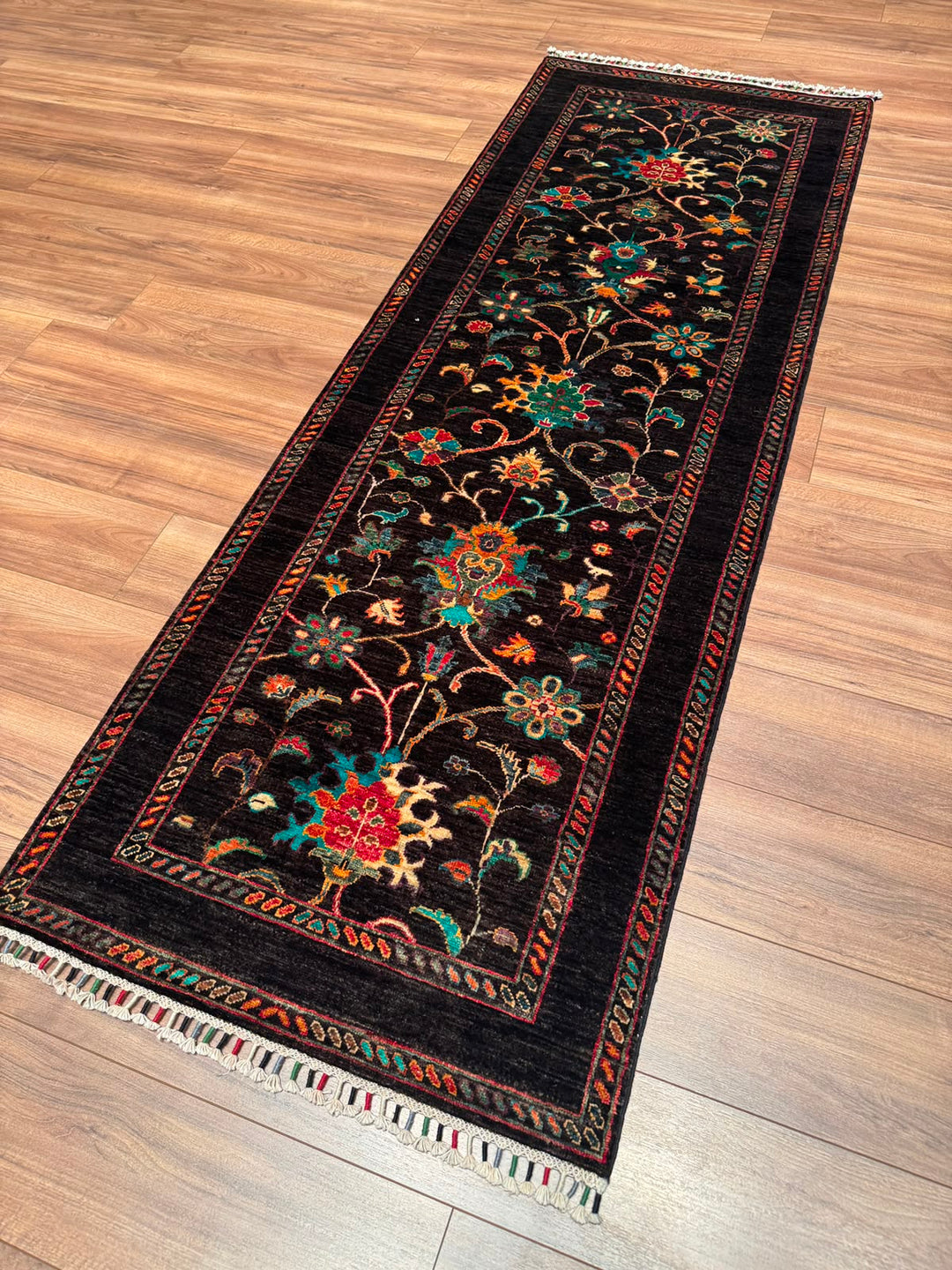 Sultani Binbirgece Yolluk Orijinal El Dokuması Siyah Kök Boya Yün Halı 0.84x237 1.99 Metrekare - 3x8 ft