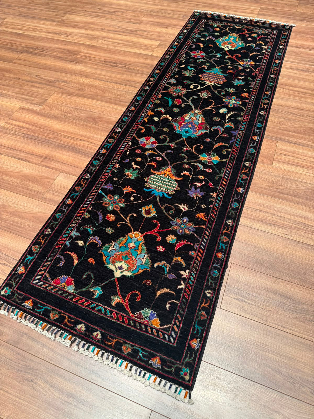 Sultani Binbirgece Yolluk Orijinal El Dokuması Siyah Kök Boya Yün Halı 0.79x251 1.98 Metrekare - 3x8 ft
