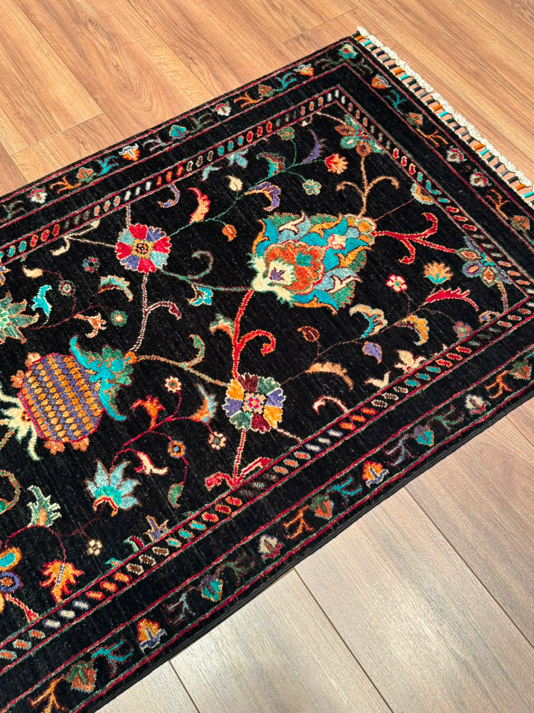 Sultani Binbirgece Yolluk Orijinal El Dokuması Siyah Kök Boya Yün Halı 0.79x251 1.98 Metrekare - 3x8 ft