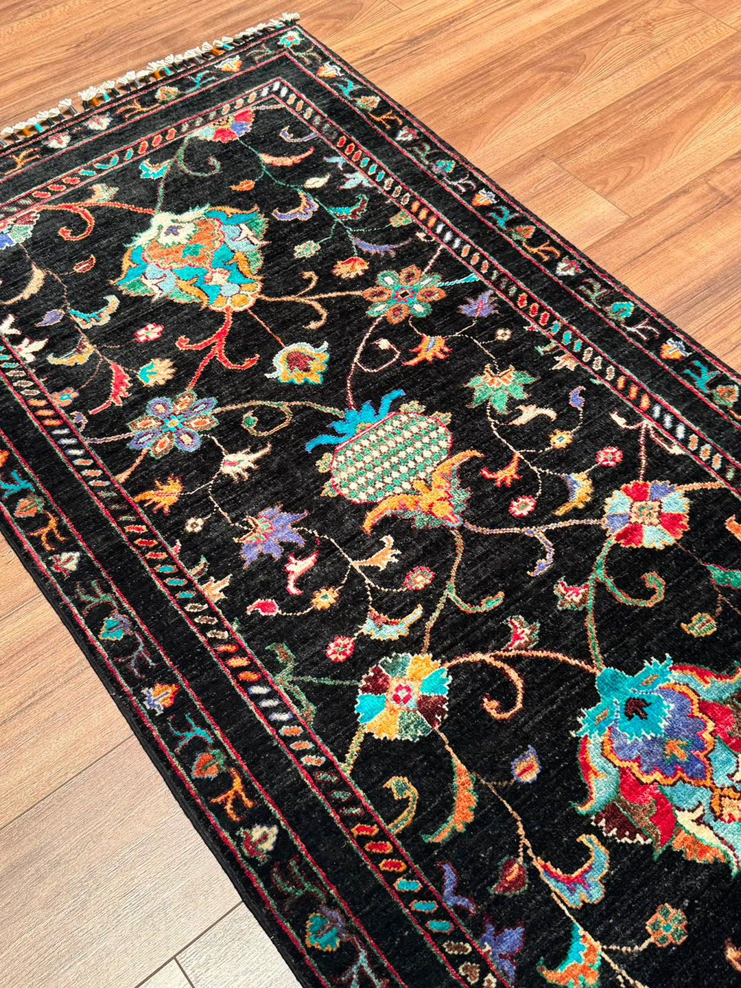 Sultani Binbirgece Yolluk Orijinal El Dokuması Siyah Kök Boya Yün Halı 0.79x251 1.98 Metrekare - 3x8 ft