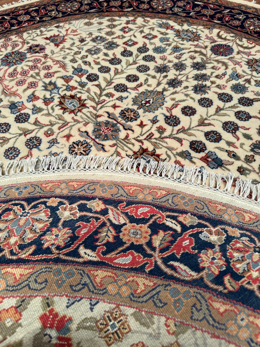 Hereke Yedi Dağın Çiçeği Yuvarlak Orijinal El Dokuması Mavi Krem Yün Halı 152x152 2.31 Metrekare - 5x5 ft
