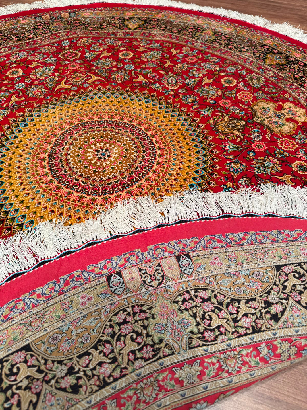 İran Kubbe Kırmızı Modal İpeği Halı 150x150 2.25 Metrekare - 5x5 ft